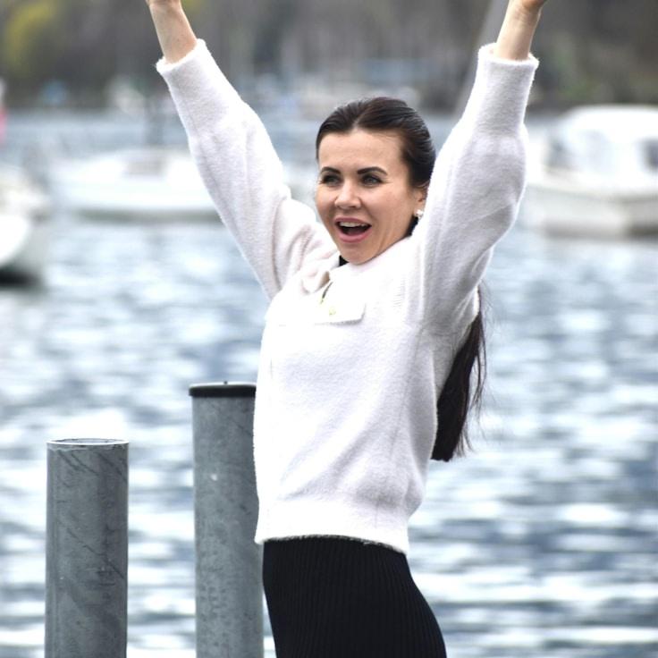 Portrait of Mira Desai meditation instructor